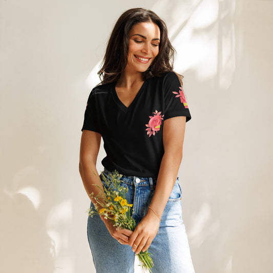 Stay wild - Lockeres Damen T-Shirt mit V-Ausschnitt - Marvelous Miss McCray